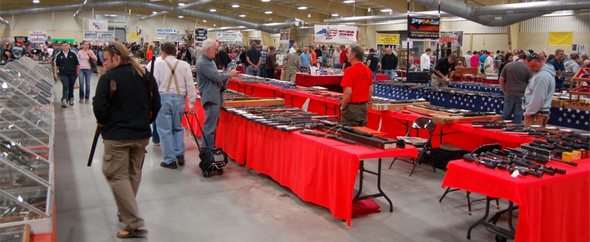 BLOOMSBURG GUNS AND KNIFE SHOW