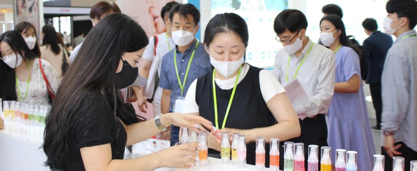 IN-COSMETICS ASIA