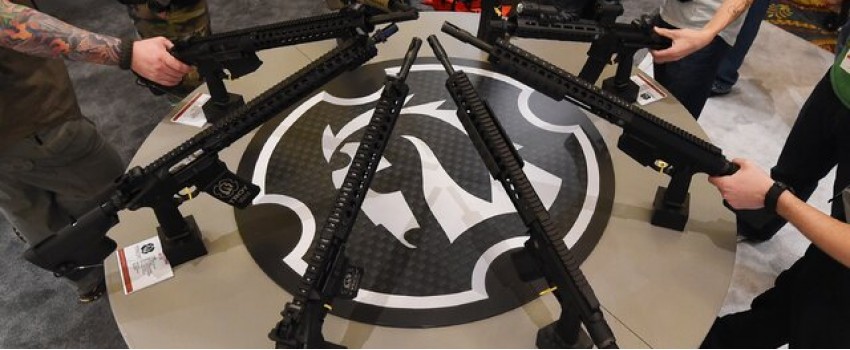 OAKS GUNS AND KNIFE SHOW
