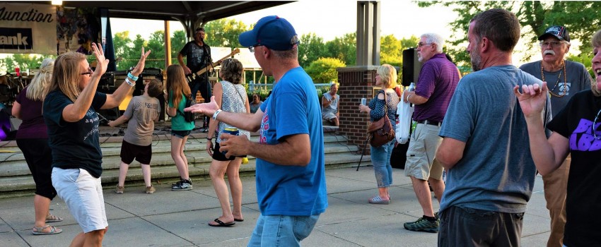 Farmers Market Music in the Junction