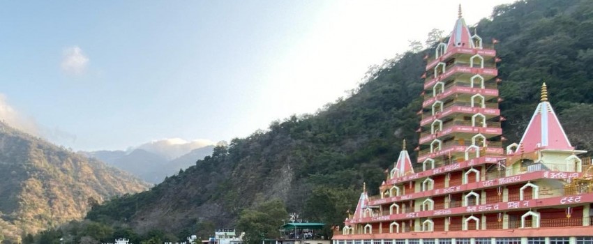 200 Hour Yoga Teacher Training in Rishikesh, India 2023