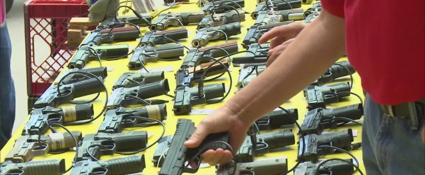 GREENFIELD GUNS & KNIFE SHOW