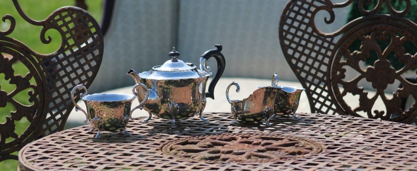 RUNWAY MONDAY AT NEWARK ANTIQUES AND COLLECTORS FAIR