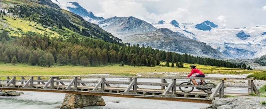 ECHO ALASKA: FRONTIERS OF MULTIMODALITY IMAGING INCLUDING ECHO, CARDIAC CT, AND MRI