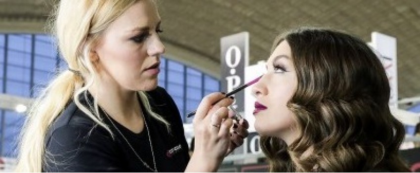 FAIR OF COSMETICS - THE TOUCH OF PARIS