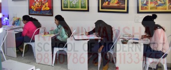 Fine Art Classes for eleventh & twelfth class students 