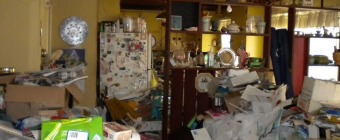 Family & Friends - Hoarding Explained - Learn How to Help Your Loved One