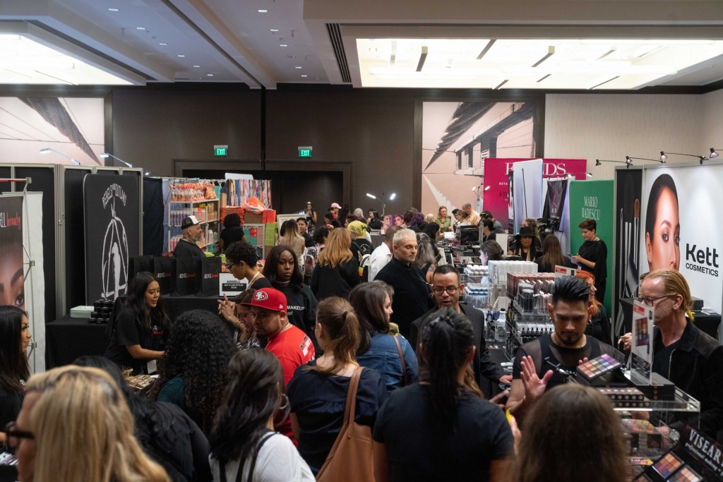 The Makeup Show ,  The Makeup Show