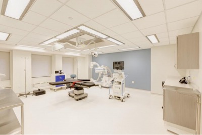 SPORTS INJURY & PAIN MANAGEMENT CLINIC OF NEW YORK OFFERS A DISCOUNT.