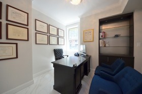 Manhattan Foot Specialists (Upper East Side) offers a discount
