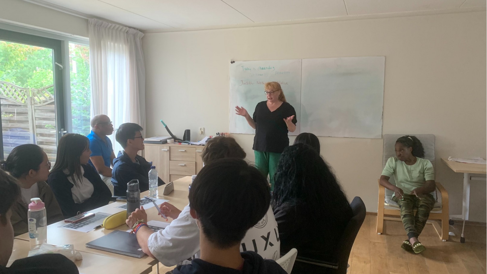 Dutch Speaker Lecture 2, Intensive English Language Course in Amsterdam