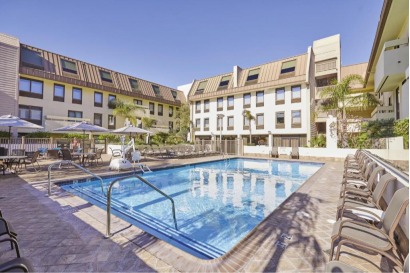 AI Health Tech Founders Bubbl Club Riu Plaza Hotel Block: Your home base for Health Tech Week 2026, Hotel Bubbl Clubs and Homes - #HealthTechWeek2026