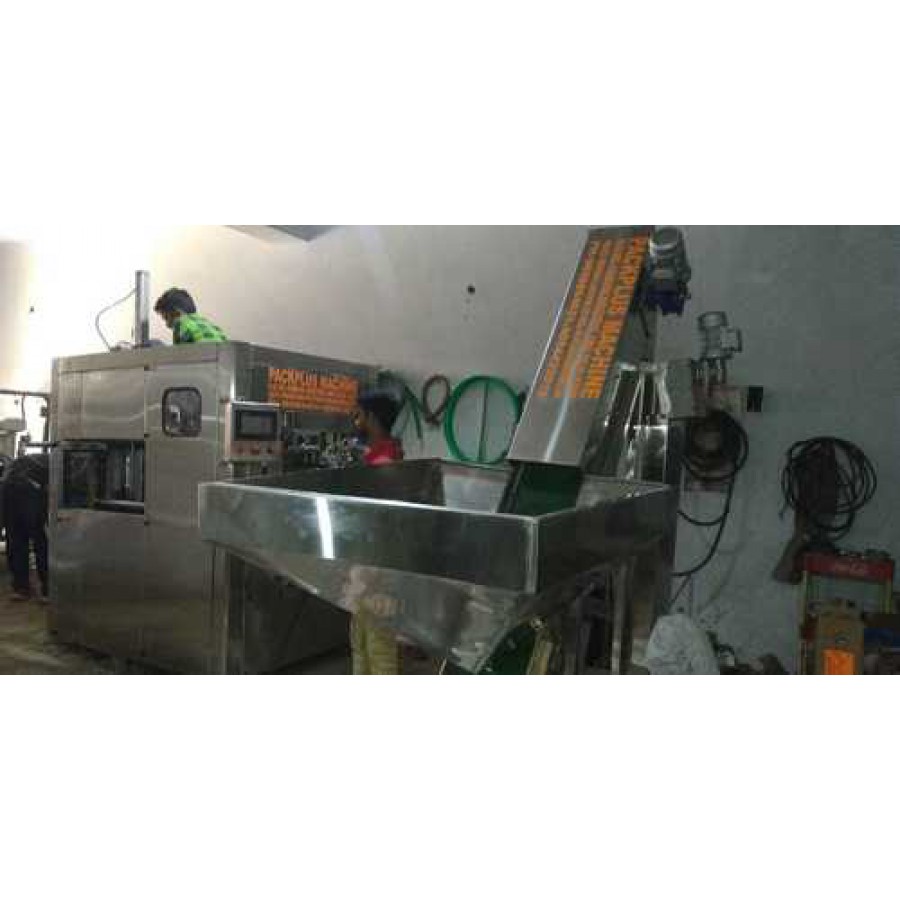 Fully Automatic Blow Moulding Machine