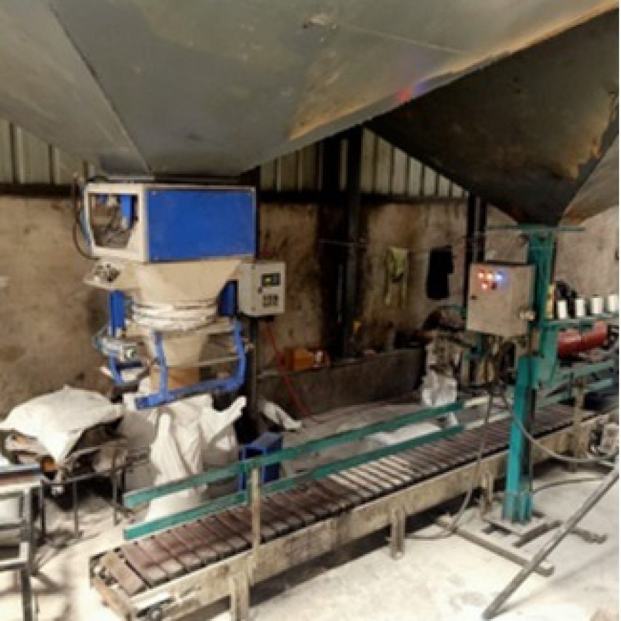 Gross Type Bag Filling Machine
