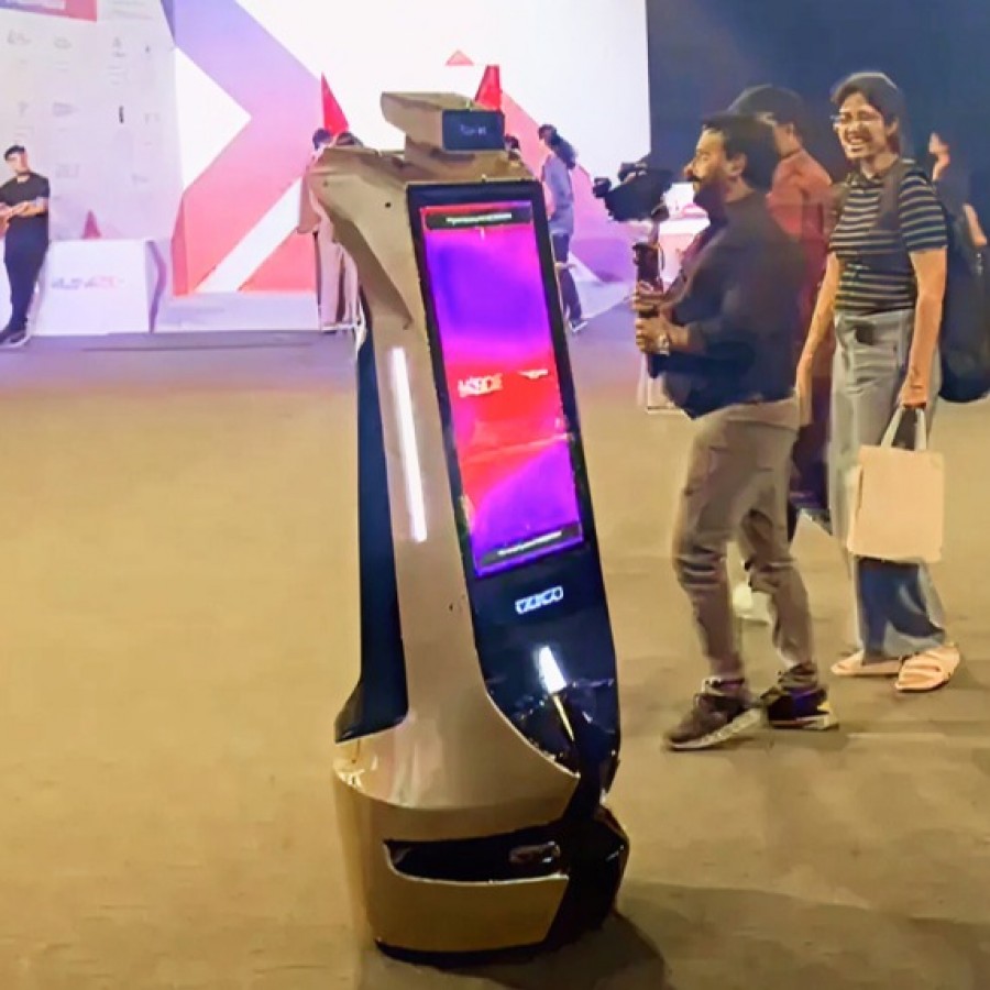 Advertising Robot