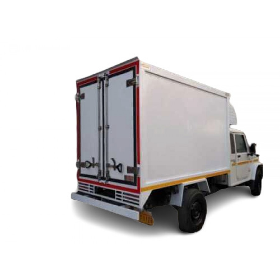 Ms Outer Body Double Door 2 Seater Refrigerated Van, 15 Ton Payload