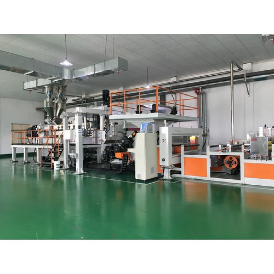 PET Single Screw Sheet Extrusion Line With Max. Sheet Width 950 mm And Power 354kw