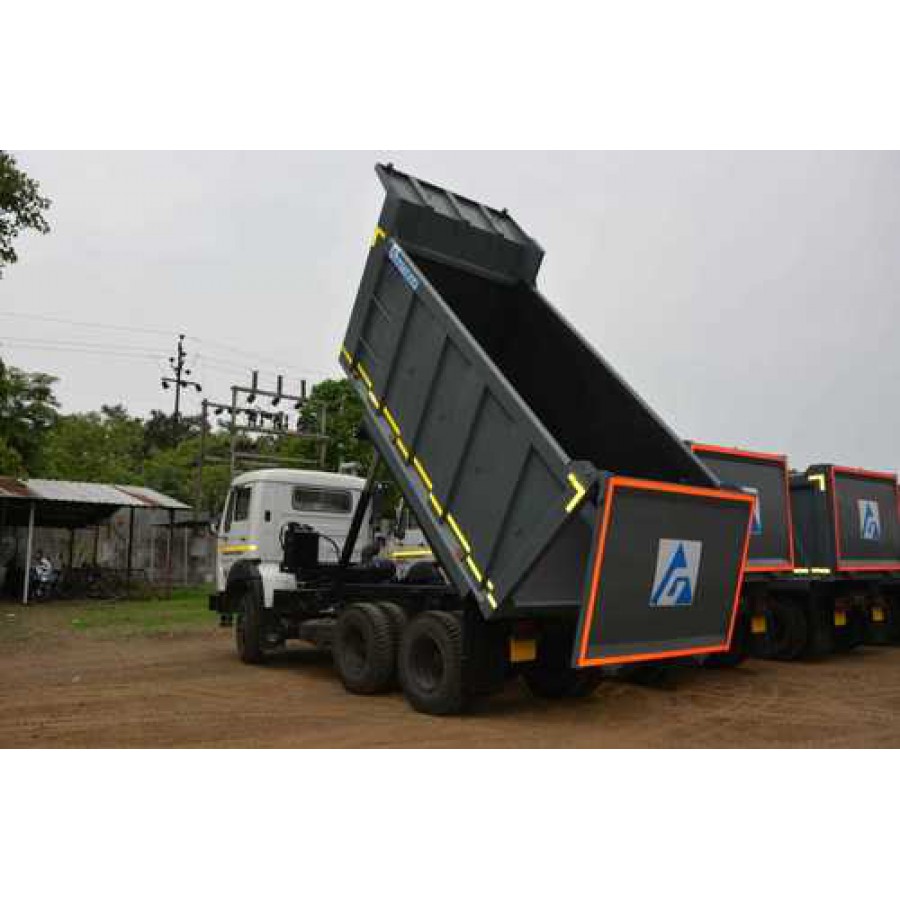 Tipper Body With Fitment