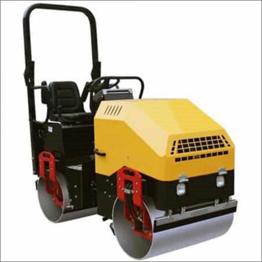 UNI 1200 Ride On Roller
