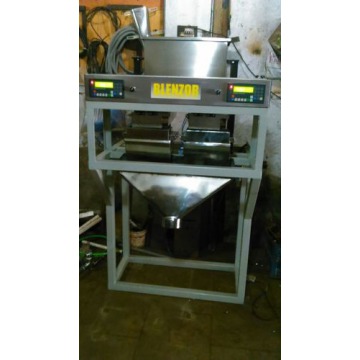 Double Head Dal Pulses Sugar Rice Filling Machine