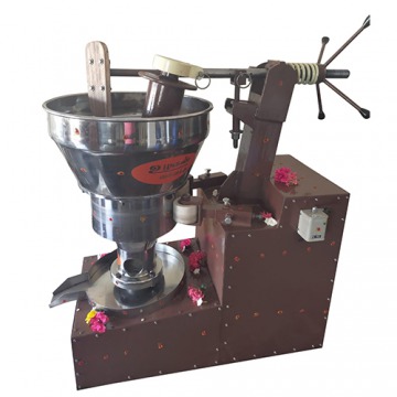 Fully Automatic Vagai Wood Cold Press Extraction Machine With Stainless Steel (Hopper - Doom - Oil Tray)