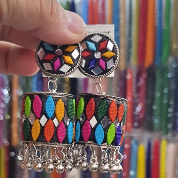 EARINGS
