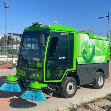 HDS2000 %100 ELECTRICAL ROAD SWEEPER MACHINE