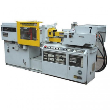 Used Plastic Injection Moulding Machine (Toshiba)