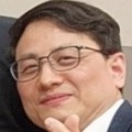 Youngjin Lee